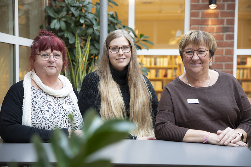 Katrineholms kommuns budget- och skuldrådgivare. Från vänster: Marita Andersson, Amanda Barkelind och Marica Ekström.